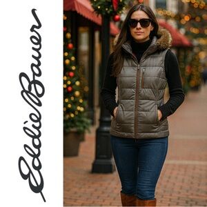 Eddie Bauer XS Women’s Classic Winter Sparkle Holiday down fur puffy vest
